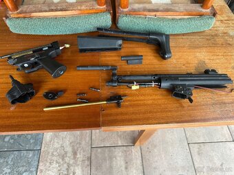 Mp5 airsoft zbraň - 2