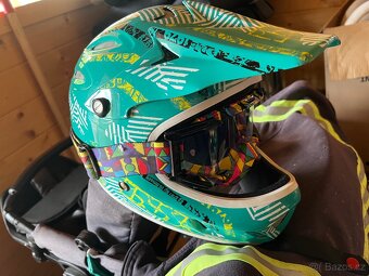 IXS downhill helma - 2