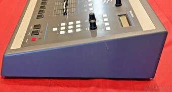 E-MU SP1200 Bicí automat, disky, manuál a válce Sluchátkový - 2