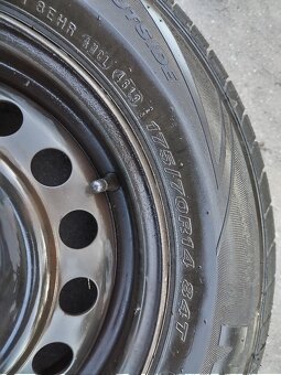 4 ks letní pneu 175/70 R 14 s disky - 2