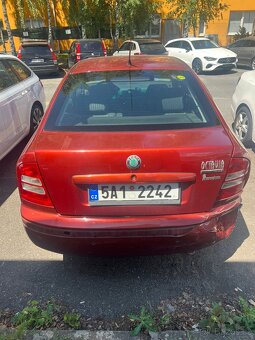 Škoda Octavia 1.6 LPG na opravu - 2