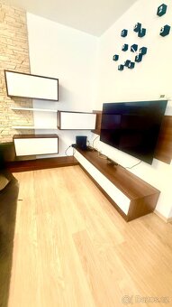 Moderní set úložných skříněk a TV komody-TOP stav - 2