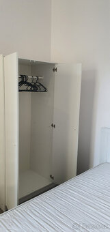 šatní skříň IKEA - 2