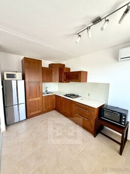 Pronájem bytu 3+kk s lodžií klidné části Prahy 4 – ul.Bernol - 2