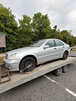 Mercedes benz C220cdi C203 rok2006 - 2