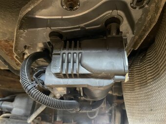 Citroen C4 Picasso kompresor podvozku s měchy - 2