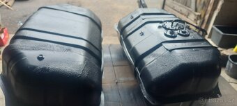 Palivová nádrž Toyota Land Cruiser 90/95 - 2