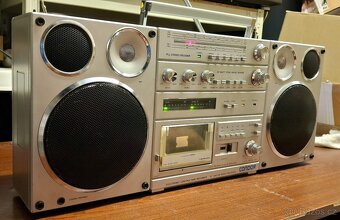 Tesla Condor K304 přenosné rádio - 2