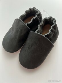 Nové šedé kožené capáčky / boty pro miminko nazouvací - 2