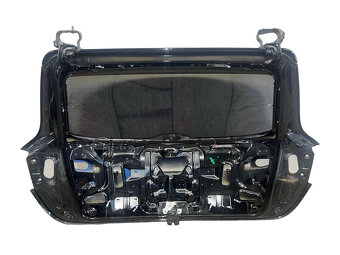 Páté dveře černá metalíza LY9B Audi Q5 8R r.v. 2010 - 2