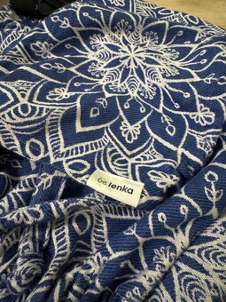 Ergonomické nosítko BeLenka 4ever Mandala-královská modrá - 2