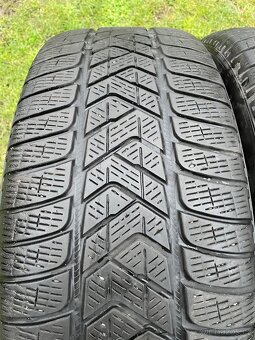 Pirelli 235/55R20 zimní - 2
