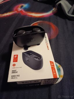 Sluchátka JBL Wave Buds (JBLWBUDSBLK) černá - 2