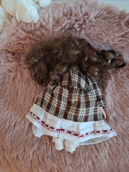 Porcelánová panenka 19 cm - 2