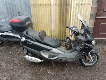 Piaggio x9 125 na díly - 2