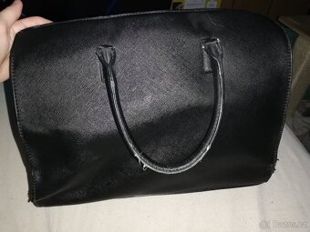 Černá kabelka Sinsay - 2