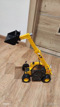 Manipulátor CAT - 2