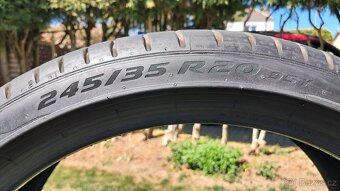 Pirelli P Zero 245/35 R19 - 2