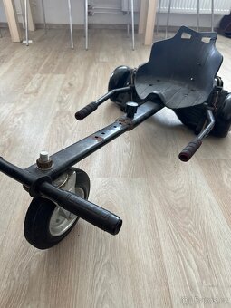 Hoverboard se sedačkou - 2