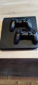 PlayStation 4 + VR - 2