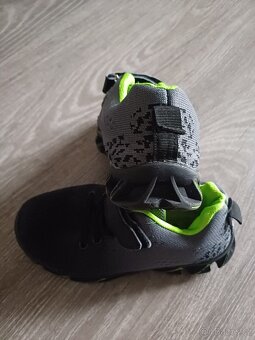 Detske tenisky vel.30 - 2