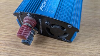 Prodám invertor 12/230V EMOS - 2