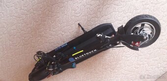 Elektrokoloběžka BLUTOUCH BT500 BLACK - 2