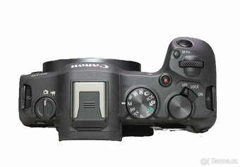 CANON EOS R8, perfektní stav, v ČR záruce do 3/2026 - 2