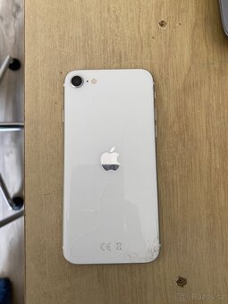 iPhone SE 2020 - 2