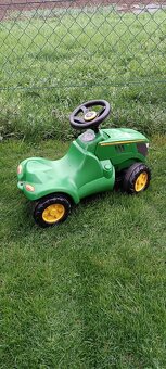 Traktor John Deere - 2