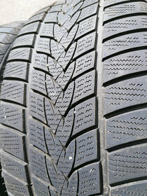 Zimní pneu 215/45/16 215/45 R16 - 2