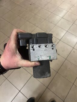 Čerpadlo ABS DPLA-14F447-AE land Rover - 2