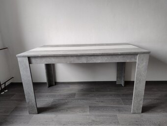 Kuchyňský stůl - 2