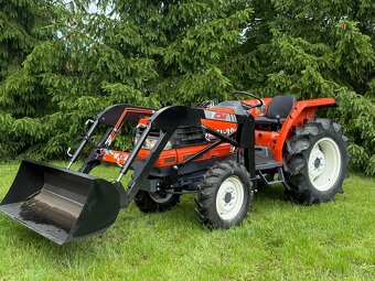 Malotraktor Kubota GL 29 Grandel s čelním Nakladačem 450KG - 2