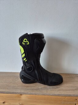 Vysoké motoboty - 2
