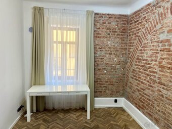Pronájem bytu 1+1 • 27 m² – Sokolovská, Praha 8 - Karlín - 2