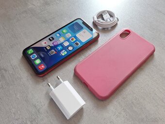 iPhone Xr 64gb product red, baterie 79% - 2