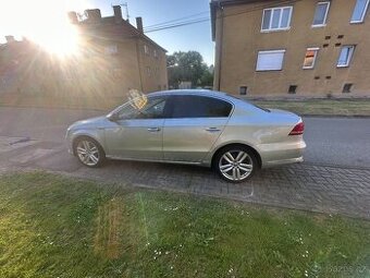 Volkswagen Passat B7 2.0 TSI 155 kW – bohatá výbava - 2