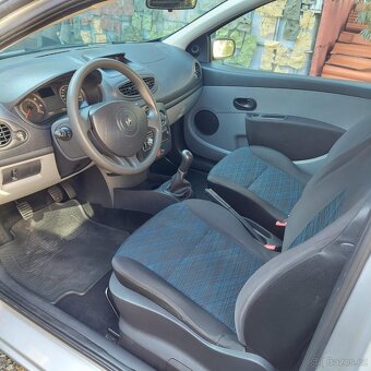 Moc hezké Clio - 2