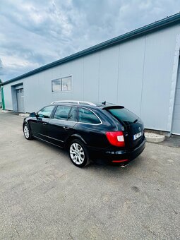 Škoda Superb II,2.0tdi,manuál,nová STK,tažné - 2