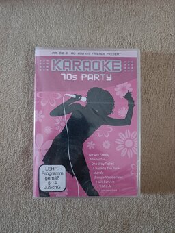 Karaoke set SilverCrest + 5 DVD s písničkami - 2