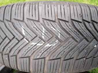 4ks zimních pneu 205.55r16 Michelin alpin 6 - 2