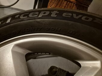 Sada zimních pneu Hankook pro značku Hyundai - 2