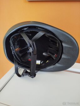 JEZDECKÁ PŘILBA CASCO - 2