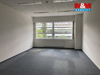 Pronájem kancelářského prostoru, 33m², ul. Žukovského - 2
