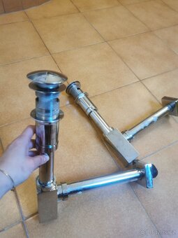 Umyvadlový sifon chrom - 2