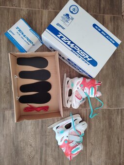 Dívčí lední brusle vel. 26 - 29 - 2