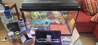 Akvárium Juwel 70l + příslušenství - 2