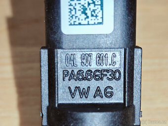 VAG 04L907601C Snímač polohy vačkového hřídele NOVÝ - 2