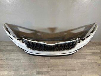 ŠKODA KAROQ - 2017-2020 - 57A - nárazník OST + maska - 2